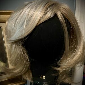 Golden Blond w Gray Layered Wug - synthetic- new